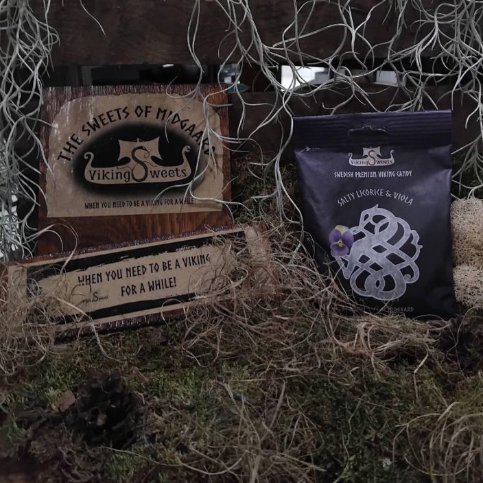 SALTY LICORICE & VIOLA 120g tuotekuva 1 SALTY LICORICE & VIOLA 120g tuotekuva 1