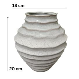 Aaltokuvioinen maljakko 1