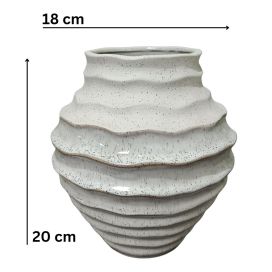 Aaltokuvioinen maljakko 2