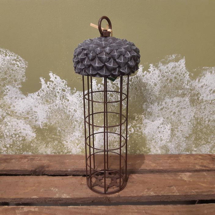 Esschert Design talipalloteline Kolmen talipallon teline.